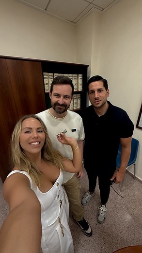 Yolanda Claramonte on Instagram: "Nuestro nuevo pisito. Estamos emocionados de poder enseñarlo por aquí. Gracias @pascual.arino como siempre por tu ayuda, ahora a por el siguiente 🚀 ¿Qué os parece? Os leemos en comentarios."