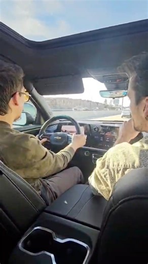 We let Crews try Super Cruise in the Chevy Traverse High Country… and now he might not give it back. Hands-free highway driving hits different. Check it out at Reliable Chevrolet . Together let’s drive. #ReliableChevrolet #TogetherLetsDrive #ChevyTraverse #TraverseHighCountry | Q92.9