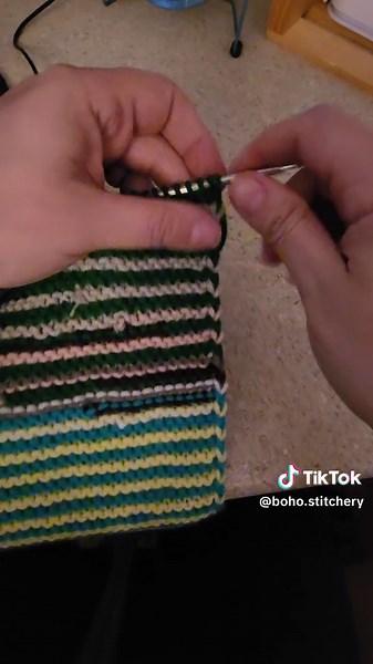 Welcome to my knitting tutorial! In this video, I'll guide you step-by-step on how to seamlessly change colors while making a beautiful garter stitch scarf with colorful stripes. Whether you're a beginner looking to expand your skills or an experienced knitter searching for a new project, this tutorial will help you master the technique of color changing without any loose ends or gaps. Grab your yarn, needles, and let's create something vibrant and cozy together! Don't forget to like, subscribe,