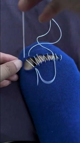 Techniques for sewing socks with seamless invisible stitches Needlework tips Hand sewing stitche