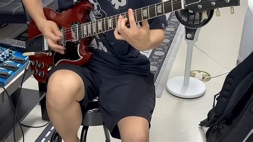 Gibson SG Standard 1966 thru Mesa Boogie Mark V