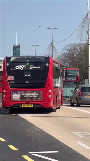 Various Plymouth Citybuses Leaving Royal Parade - along with a Enviro 200 MMC leaving!