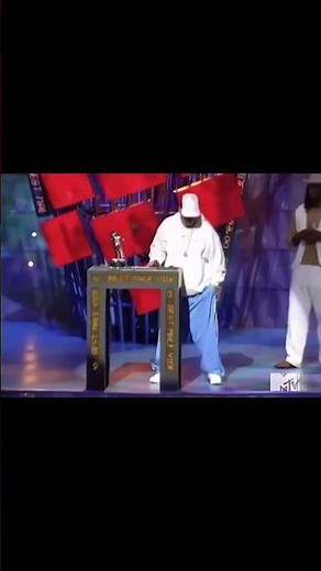 Eminem – 2000 MTV Video Music Awards 🏆🔥 #eminem #slimshady #hiphop #rap #mtvvmas