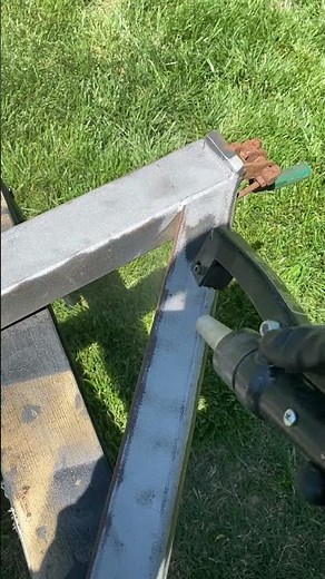 Review the ALC 40002 90lb Abrasive Blaster and Tractor Supply Black Diamond Medium blast media