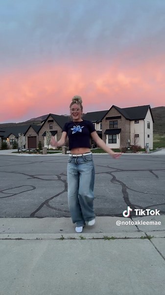 Exploring Beautiful Utah Sunsets and Activities