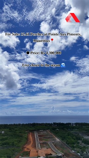 𝐅𝐨𝐫 𝐒𝐚𝐥𝐞: 𝟏𝟐.𝟔𝟏 𝐏𝐞𝐫𝐜𝐡𝐞𝐬 𝐚𝐭 𝐏𝐨𝐢𝐧𝐭𝐞 𝐀𝐮𝐱 𝐏𝐢𝐦𝐞𝐧𝐭𝐬, 𝐌𝐚𝐮𝐫𝐢𝐭𝐢𝐮𝐬📍 ● 𝐏𝐫𝐢𝐜𝐞: 𝐑𝐬 𝟒,𝟑𝟎𝟎,𝟎𝟎𝟎 𝐋𝐢𝐯𝐞 𝐜𝐥𝐨𝐬𝐞𝐫 𝐭𝐨 𝐭𝐡𝐞 𝐨𝐜𝐞𝐚𝐧 🌊 Features: ● Residential land with water and electricity supply ● 2 minutes drive from Pointe aux Piments Public Beach ⛱️ ● 15 minutes drive from Trou aux Biches Public Beach ⛱️ ● 15 minutes drive from Terre Rouge Verdun Link Road 🛣 ● 20 minutes drive from La Croisette Shopping Mall 🛍 ● 25 minutes drive from P