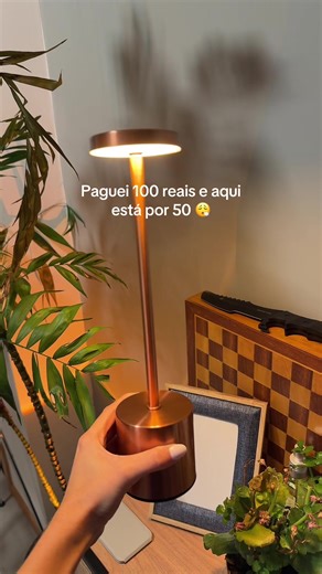 Luminária de Mesa Luxuosa na TikTok Shop