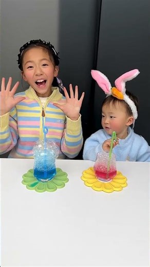 Who can finish their drink first ! #ProductRecommendation #FunFamily #funny