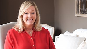 The best-selling author talks about her three-book set, the Red Glove Collection, available from Guideposts Books. | Guideposts