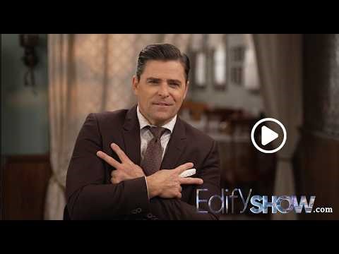 Kavan Smith tells his journey in a hilarious on set interview— From Mars to When Calls the Heart