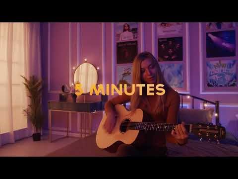 This $280 smart guitar has an app and light-up fretboard