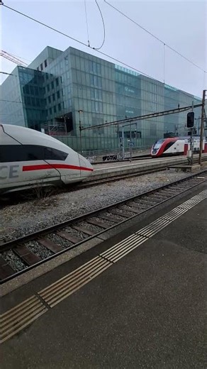 SHORTS TECHNOLOGY Railway Station Switzerland 呃 43