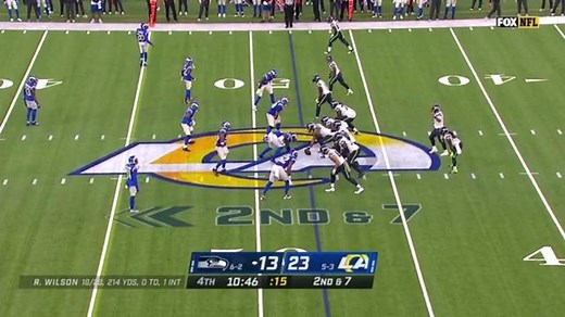 Terrell Lewis untouched on way to sack Russell Wilson