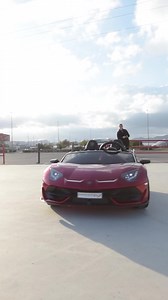 Lamborghini Aventador 24v DRIFT y MP4 | Coches Eléctricos Niños