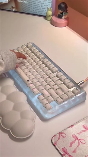 ᴍᴀʀ ⋆˙⟡♡ | new keycaps w/ @xvx__keyboard 🧊 ✦ ִ : ྀི. ⁔⁔ XVX Jelly R2 Side-Printed Translucent MDA Profile Keycaps ✦ ִ : ྀི. ⁔⁔ #xvx #keycaps... | Instagram