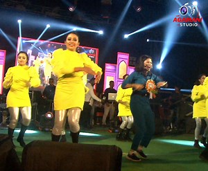 Uri Uri Baba - Balidan - Bengali Film Song | Bad Girls Dance Troup | Ariyoshi Synthia Live Song | Agamani Studio