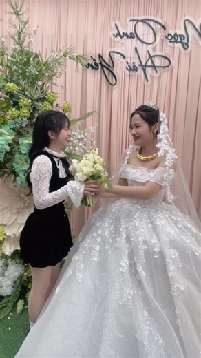 Happy wedding @Vũ Thị Hải Yến Nhả vía✅ Không xin víaa =)))) #trend #happywedding