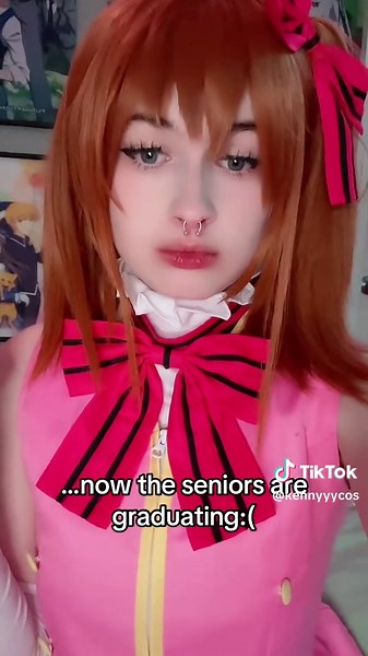 Celebrating Love Live Victory with Honoka Kousaka