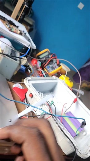 3K views · 71 reactions | Partie 2/6 comment réparer un projecteur à LED ramasser dans la casse des appareils électroniques #Profkengne | Ibrahim Eric | Facebook