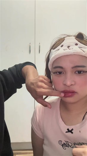 Simple Makeup Tutorial and Tips for Beginners