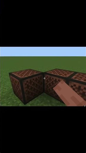 First time using note blocks #minecraft #memes #minecraftmeme #piano #viral #viralshort