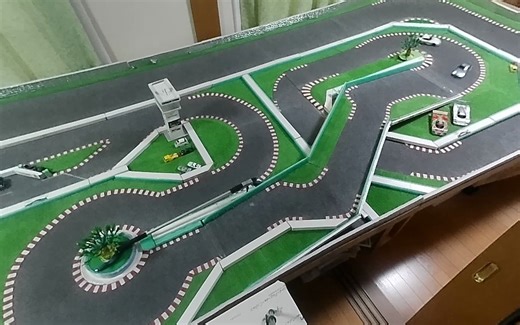 Mini-Z家庭自建赛道，跑起来看着简单其实很难