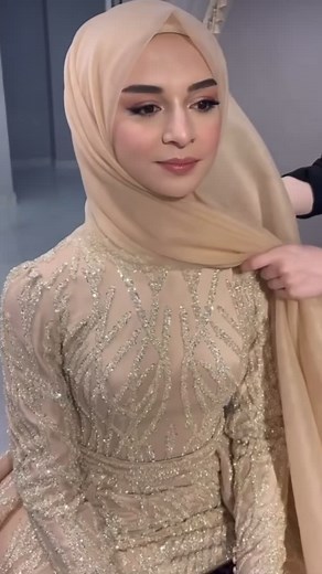 Bridal Hijab Tutorial for Wedding Dress