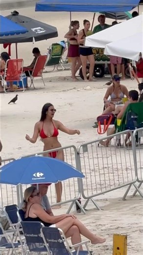 🇧🇷 Santos Beach Today – Sunny Paradise