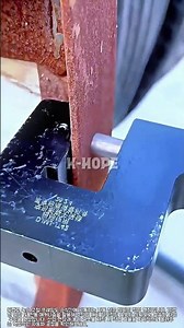두꺼운 철판도 한 방에 뚫는 자동 천공기 #worker #process #skills #hardware #automation