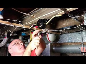 I show and explain how to wire a junction 📦 box with 12/3 -2 circuits. 2-12/2 seperate circuits out