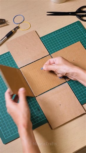 The Cutest Birthday Box 🎁 | 5-Minute Crafts GIRLY