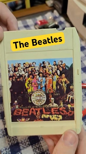 8 Track foam and splice replacement #thebeatles #8track #60s #repair #tape