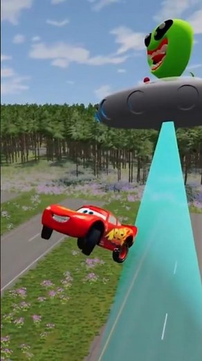 🛸💥 UFO Transforms McQueen Into a Monster Car! #gameplay