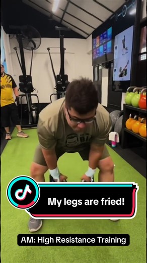 Start to incorporate 2 training sessions per day (only on my non working days) to work more on lactic acid thresdhold #hybridtraining #roadtohyrox #gym #bft #intervaltraining