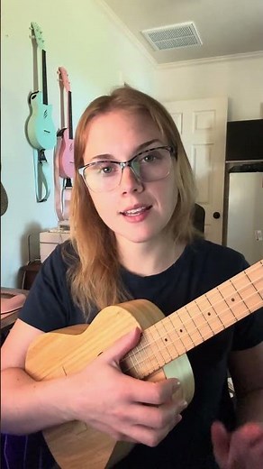 Beginners…start here! How to strum a ukulele ✨ #ukulele #uke #ukelele #fyp #tutorial