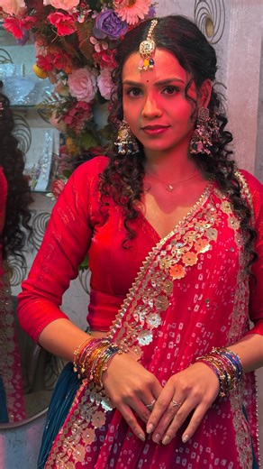 Afreen | Book your party makeup with us Makeup & Styling by @afreenmakeupnhair Follow @afreenmakeupnhair_studio for more Add: Unity city Churaha... | Instagram