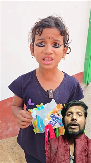 mama aaye "VitaWear SmartBand," a next-generation wearable gadget💛 Tashu140