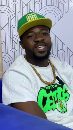 😔😭 Trop triste, quelques vidéos ont fruités, l'artiste Brk Beatz T-riri 🇨🇩✅ a fait une crise et a perdu tout contrôle. On ne sait pas encore si c'est dû à quoi. | Kivu Music Act