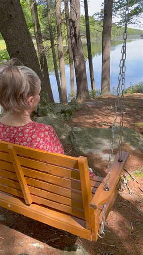 It’s another self care Sunday and Melissa reminds us to take a few minutes to reflect, reset, and recharge. There are 1,440 minutes in a day…why not take 10 of them for yourself? That’s not selfish - that’s called self love. ❤️ #modernprairie #sunday #selfcare #reflect #mindset #selflove #summer #summertime #whataview #july #metime #10minutes #reflection #MelissaGilbert Little House on the Prairie Fan Group | officialmodernprairie