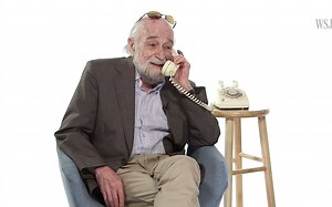 How to Make a Phone Call_ An Etiquette Guide