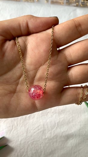 1.9M views · 24K reactions | Use alambre calibre 24 porque el orificio de esta piedra no es tan pequeño, pero si hacemos estas formas con los alambres recorre mucho más fácil 殺 #hechoamano #handmade #accesorios #accesories #alambrismo | Amanda es.creativa | Facebook