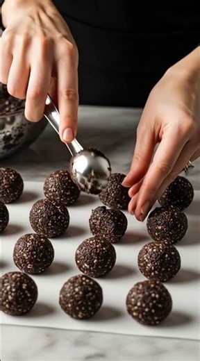 Easy 3 Ingredient No-Bake OREO Balls Recipe