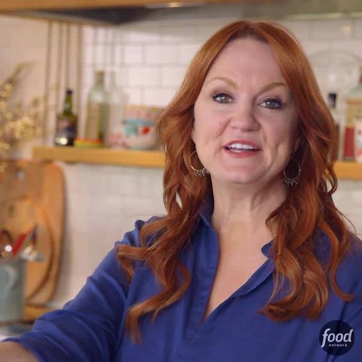 Potato chips chocolate chip cookies = the perfect combination you didn't know you needed!! 🍪 Watch new episodes of The Pioneer Woman - Ree Drummond, every Saturday @ 10a|9c! Save the recipe: https://foodtv.com/328VZxD! | Food Network