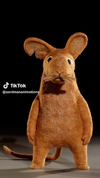 Watch us play with movement in this Robin Robin #animation test ✨ #stopmotion #animationtiktok