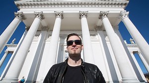 1.6M views · 3.8K reactions | You might not know "Sandstorm" by name, but you've definitely heard it. This is the story behind one of the biggest EDM songs of all time. | VICE Selects | Facebook