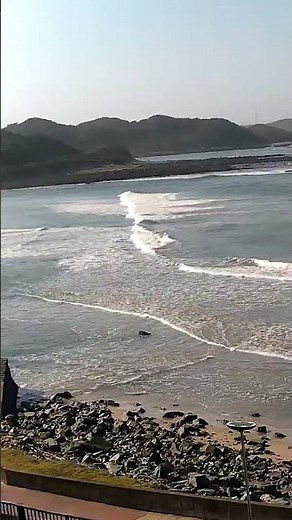 Real-Time Surf Check: 18 Coogee Bay, Gonubie #BeachLive #LiveCam #SurfCheck #beachaccommodation