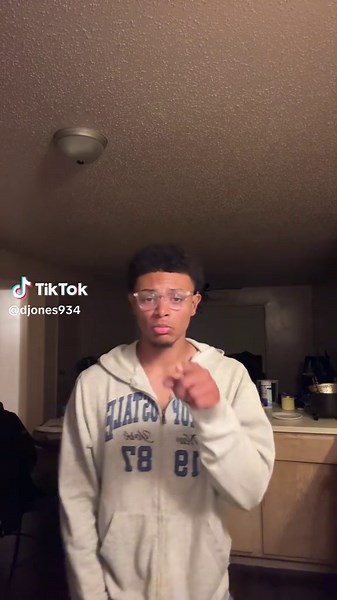 Derek❄️ on TikTok