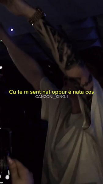 Nicola Siciliano - VIEN NZIEM A ME: Scopri la Canzone