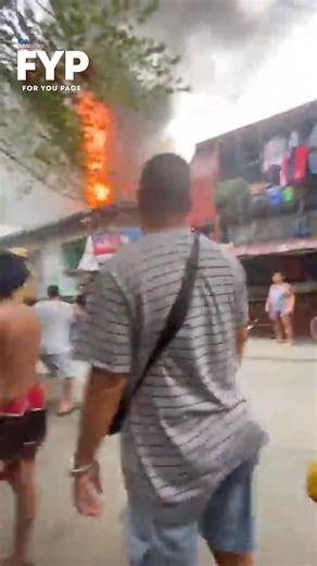 SUNOG SA TONDO Mabilis na kumalat ang sunog sa residential area sa Lacson St. Corner Vitas St., Brgy. 96, Tondo, Manila, pasado 1:30 ng tanghali, Enero 4, 2026. Ayon sa ilang residente, hinihinalang naiwang kandila ang sanhi ng naturang apoy. Sa ngayon ay idineklara nang fire out ang sunog habang inaalam pa rin ang pinagmulan nito. #FYP Courtesy: Ennair Lewej | GMA Public Affairs