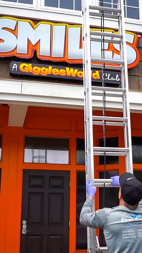 Start Washing Exteriors helps local storefronts, offices, and commercial spaces shine with expert exterior cleaning. Offering weekly, monthly, and annual services to keep your business looking its best, year-round. Clean look. Stronger presence. DM us to schedule a free estimate! #LocalBusiness #CurbAppeal #PressureWashing #ExteriorCleaning #StartWashingExteriors#pressurewashing #powerwashing #windowcleaning #holidaylighting | Brian Cservak